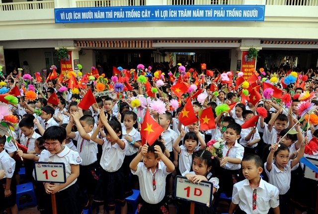 Chương trình giáo dục phổ thông mới chỉ lùi thêm một năm